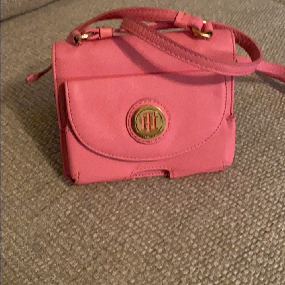 Crossbody for all your credit cards!